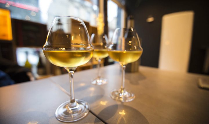 Les 3 pti bouchons reims bar à vin bio